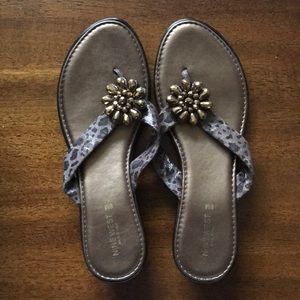 8m 9west Sandals, maybe worn one, like new.